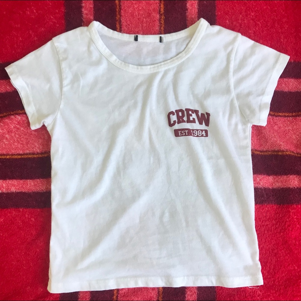 Brandy Melville crew shirt
